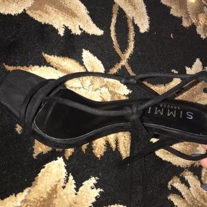 “Simi London” 4’heels USsize-6 color-black suede